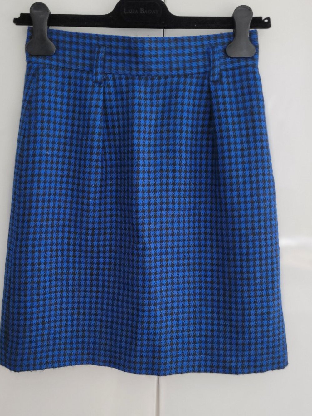 Vintage Jones New York 100% Wool Houndstooth Pencil Skirt Size 6 - runs smaller